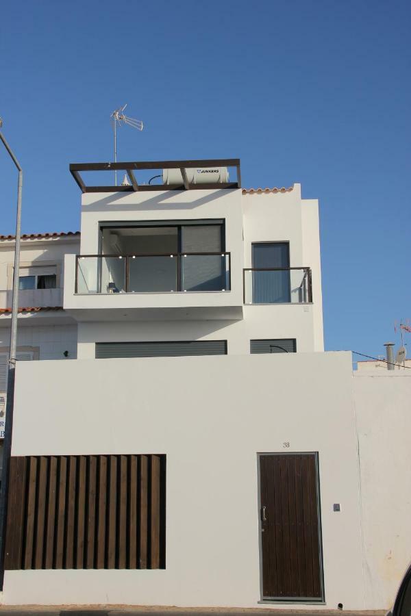 Flamingo Beach House سانتا لوزيا المظهر الخارجي الصورة